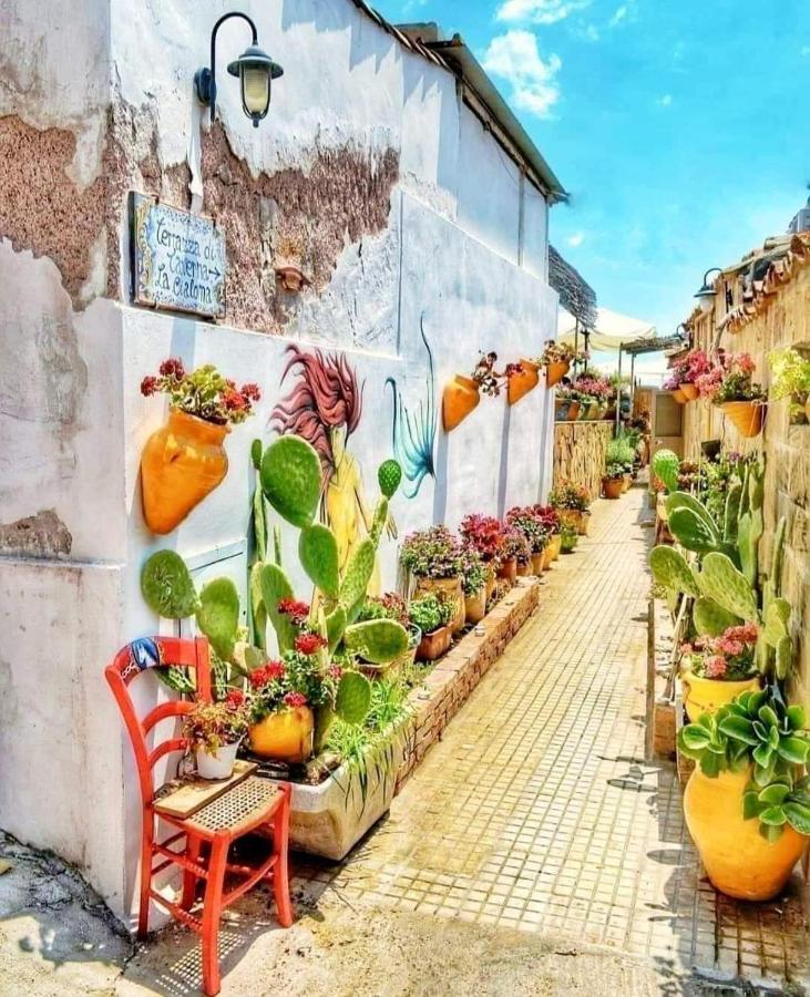Nido Colorato B&B Фонтане-Б'янке Екстер'єр фото